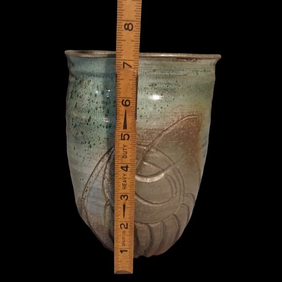 Signed Art Pottery Vase Earthy Green & Brown Glaze With Abstract Design - Picture 7 of 8